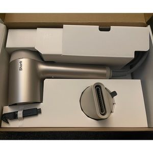 Shark hyper air blow dryer